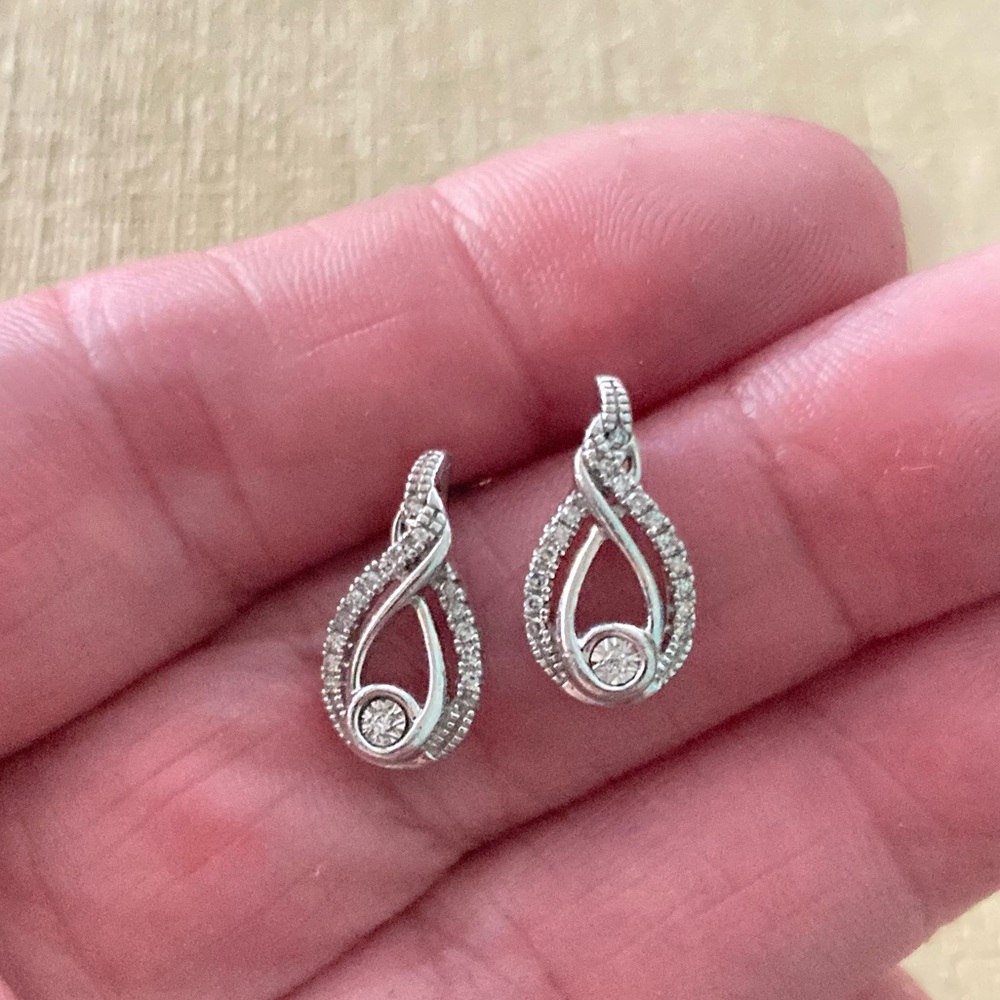 JWBR Jane Seymour Diamond Sterling 925 Interwoven Pear Drop Earrings 5/8"